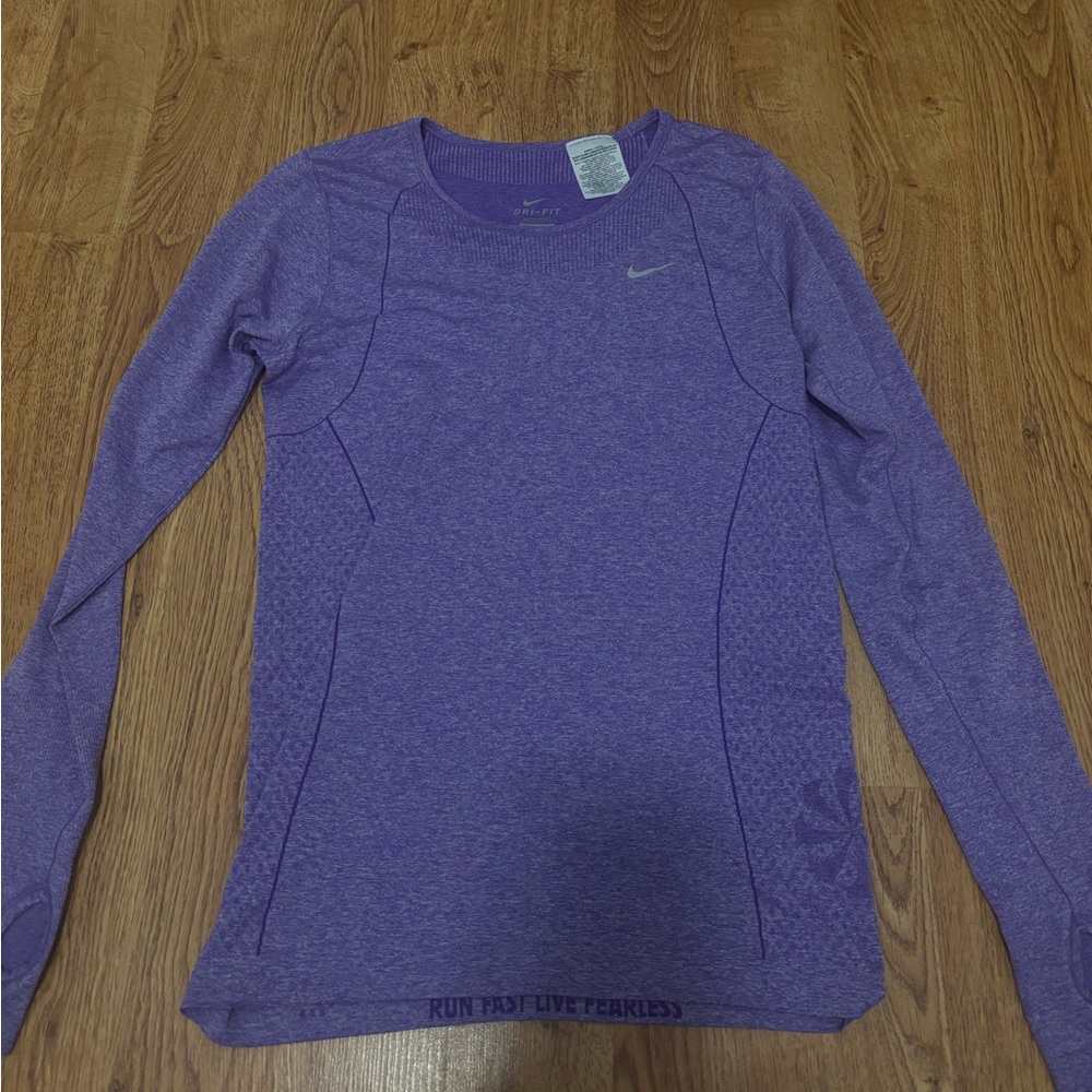 Nike Women's Purple Long Sleeve Sweatshirt